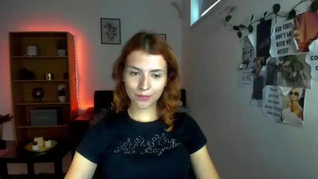 Image 6 of sarajaay Stream on Chaturbate on 19 months ago
