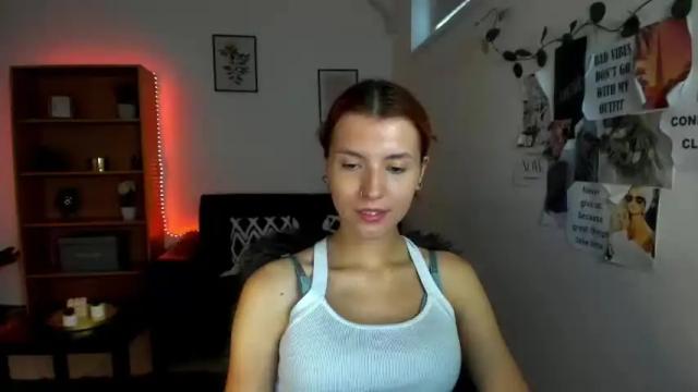 Image 8 of sarajaay Stream on Chaturbate on 19 months ago