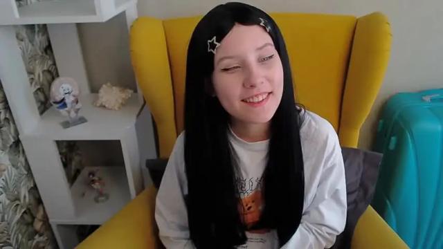 Image 10 of sarakaell Stream on Chaturbate on 14 months ago