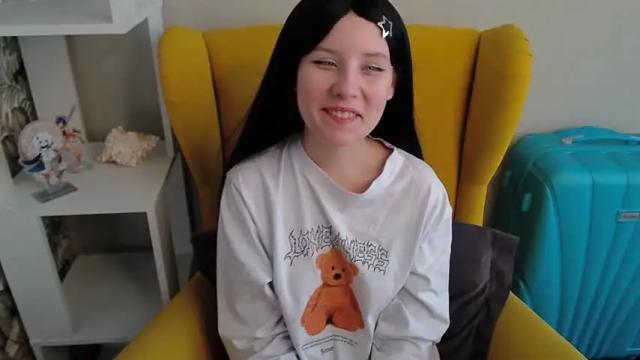 Image 3 of sarakaell Stream on Chaturbate on 14 months ago