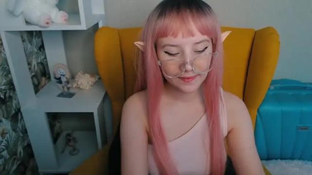 Image 12 of sarakaell Stream on Chaturbate on 14 months ago