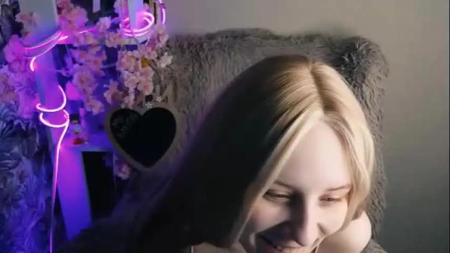 Image 7 of sarakaell Stream on Chaturbate on 2 months ago
