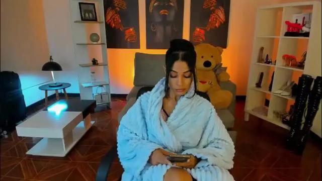 Image 7 of saralife69 Stream on Chaturbate on 24 days ago