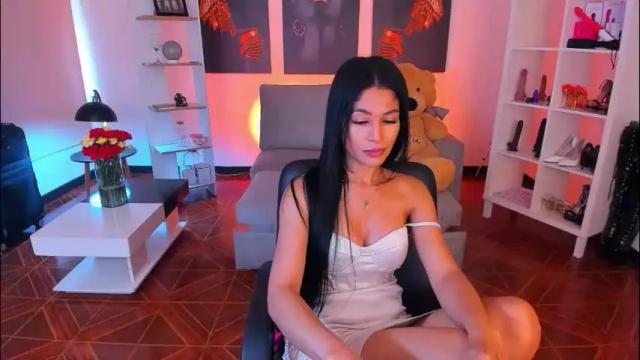 Image 10 of saralife69 Stream on Chaturbate on 15 days ago