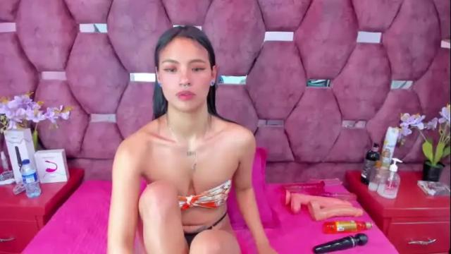 Thumbnail 1, saraloveee_'s Stream at Chaturbate, 1 month ago