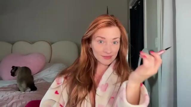 Image 2 of saraloverays Stream on Chaturbate on 1 month ago