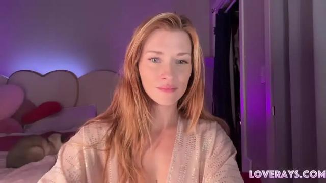 Image 3 of saraloverays Stream on Chaturbate on 24 days ago