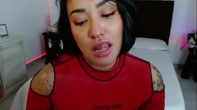 Image 4 of saramichell_ Stream on Chaturbate on 1 month ago