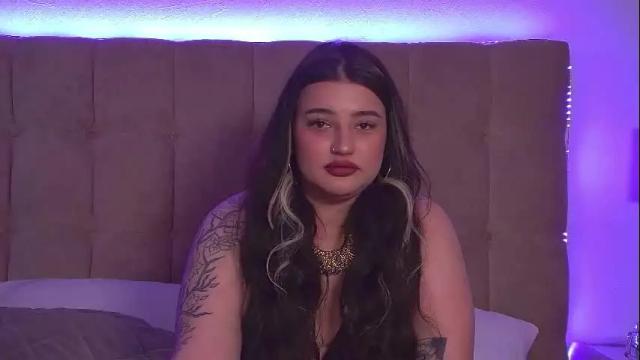 Image 4 of saraoswald Stream on Chaturbate on 1 month ago