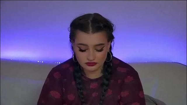 Image 12 of saraoswald Stream on Chaturbate on 1 month ago