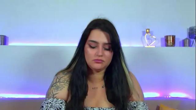 Image 10 of saraoswald Stream on Chaturbate on 4 days ago