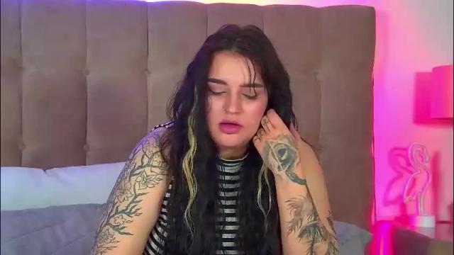 Image 11 of saraoswald Stream on Chaturbate on 5 months ago