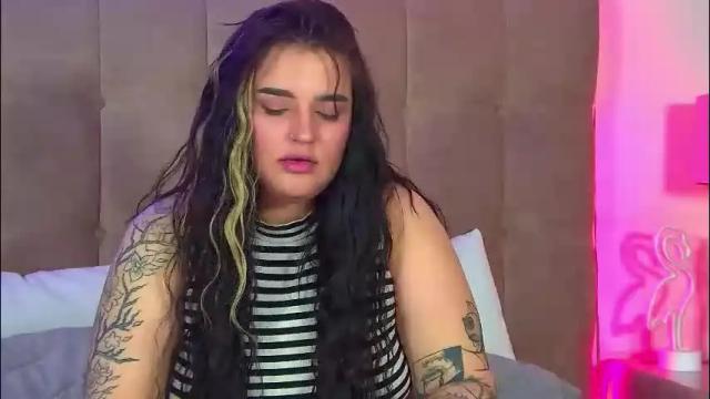 Image 4 of saraoswald Stream on Chaturbate on 5 months ago