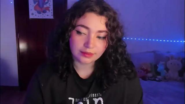 Image 4 of sarapbunny Stream on Chaturbate on 1 month ago