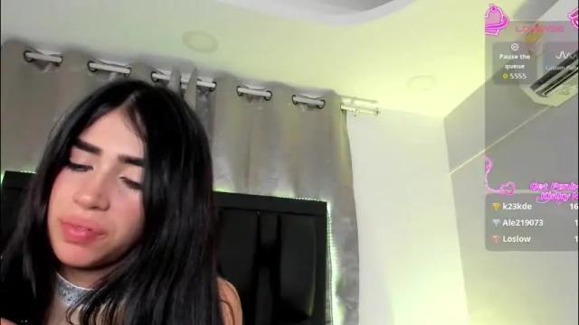 Image 12 of sararoy_ Stream on Chaturbate on 1 month ago