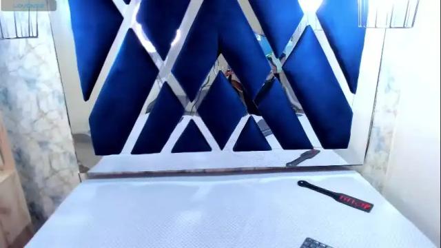 Image 2 of sarasaenz__ Stream on Chaturbate on 1 month ago