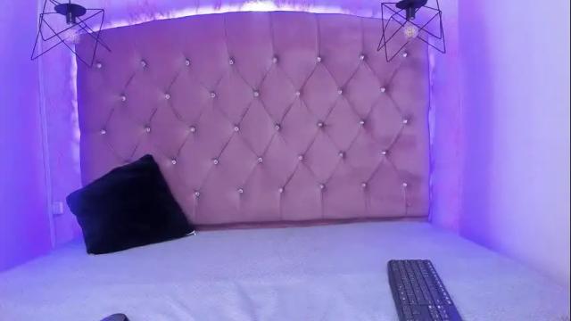 Image 8 of sarasaenz__ Stream on Chaturbate on 1 month ago