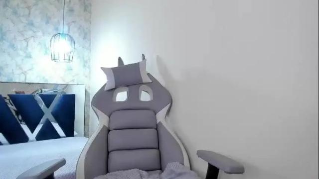 Image 2 of sarasaenz__ Stream on Chaturbate on 1 month ago