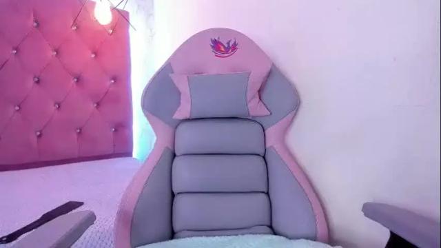 Image 7 of sarasaenz__ Stream on Chaturbate on 1 month ago