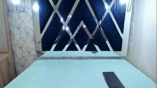 Image 11 of sarasaenz__ Stream on Chaturbate on 29 days ago