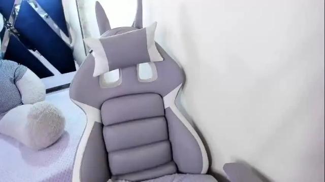 Image 4 of sarasaenz__ Stream on Chaturbate on 25 days ago