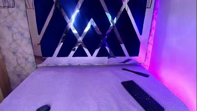Image 10 of sarasaenz__ Stream on Chaturbate on 8 days ago