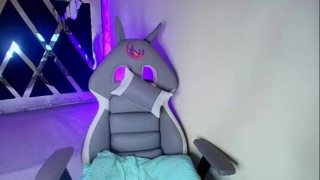 Image 3 of sarasaenz__ Stream on Chaturbate on 2 days ago