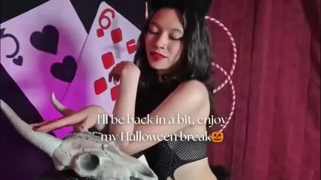 Image 2 of sarasaenz__ Stream on Chaturbate on 3 days ago