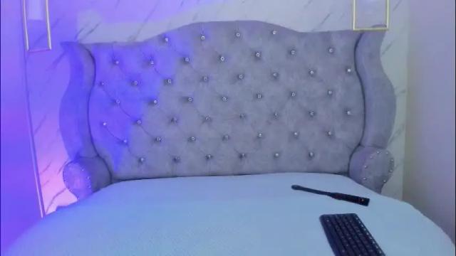 Image 6 of sarasaenz__ Stream on Chaturbate on 3 days ago