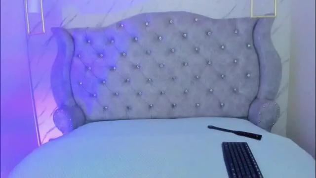 Image 7 of sarasaenz__ Stream on Chaturbate on 3 days ago