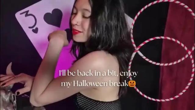 Image 7 of sarasaenz__ Stream on Chaturbate on 1 day ago