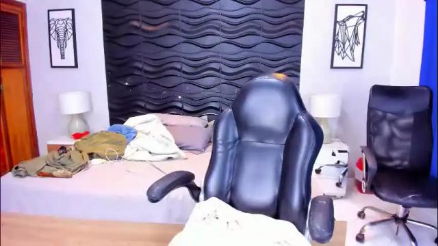 Image 10 of sarasofia44 Stream on Chaturbate on 2 months ago