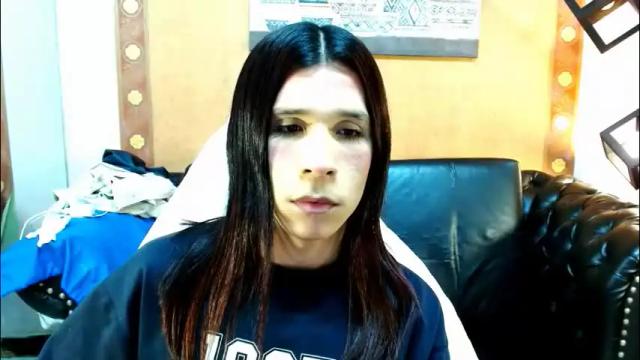 Image 3 of sarasofia44 Stream on Chaturbate on 23 days ago