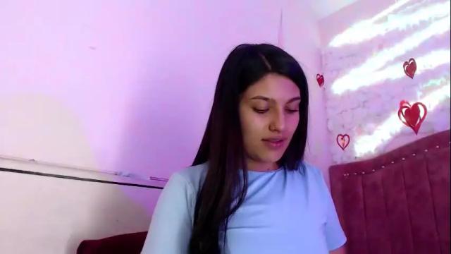 Image 8 of sarastonesx Stream on Chaturbate on 1 month ago