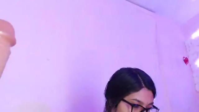 Image 4 of sarastonesx Stream on Chaturbate on 27 days ago