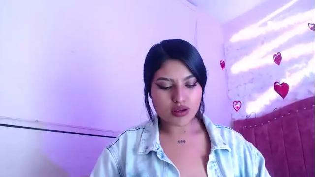 Image 12 of sarastonesx Stream on Chaturbate on 14 days ago
