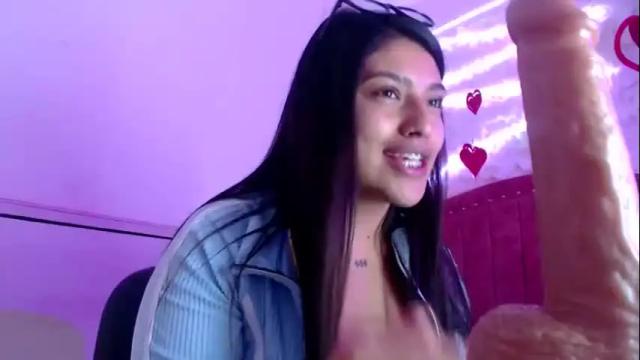 Image 10 of sarastonesx Stream on Chaturbate on 11 days ago