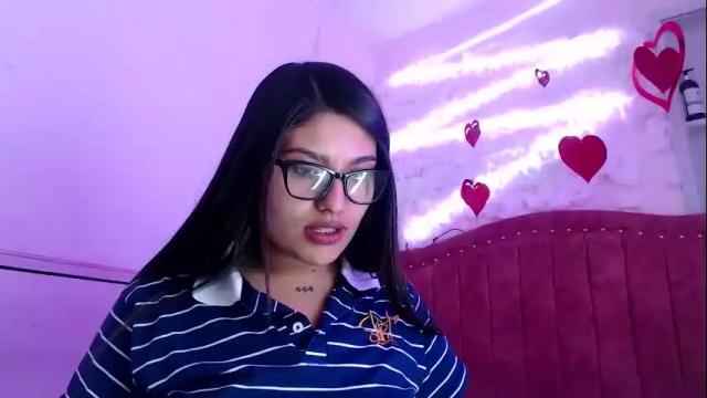 Image 7 of sarastonesx Stream on Chaturbate on 4 days ago