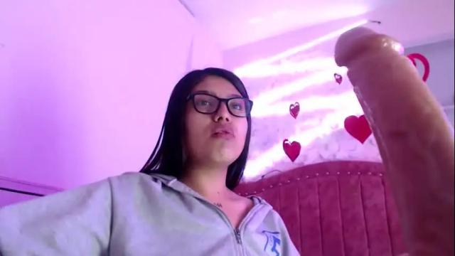 Image 8 of sarastonesx Stream on Chaturbate on 3 days ago