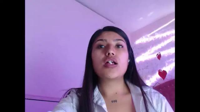 Image 11 of sarastonesx Stream on Chaturbate on 24 days ago