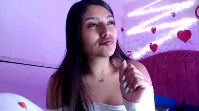 Image 3 of sarastonesx Stream on Chaturbate on 21 days ago