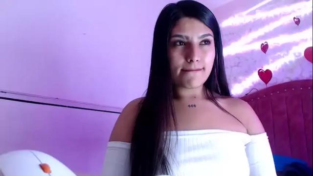 Image 8 of sarastonesx Stream on Chaturbate on 21 days ago