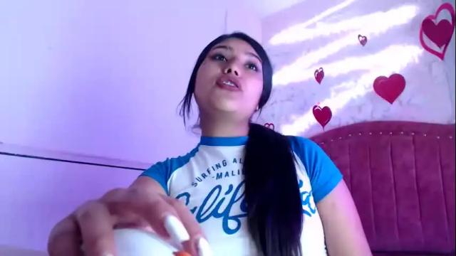 Image 3 of sarastonesx Stream on Chaturbate on 14 days ago
