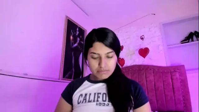 Image 10 of sarastonesx Stream on Chaturbate on 11 days ago