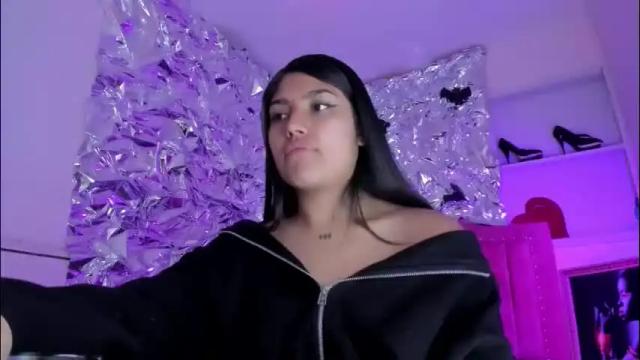 Image 7 of sarastonesx Stream on Chaturbate on 4 days ago