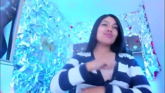 Image 2 of sarastonesx Stream on Chaturbate on 1 month ago