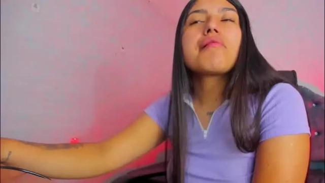 Image 7 of sarastonesx Stream on Chaturbate on 25 days ago