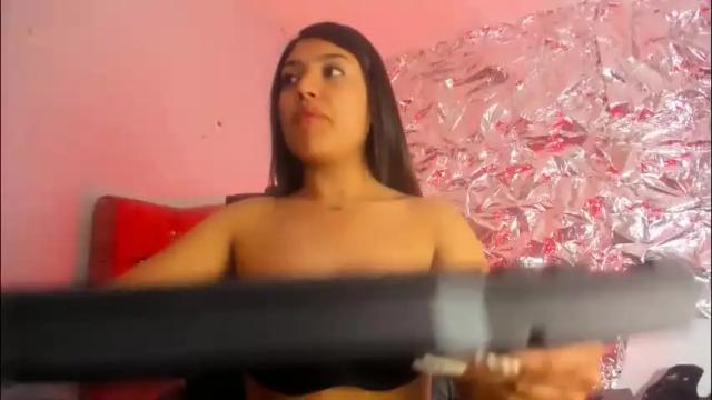 Image 2 of sarastonesx Stream on Chaturbate on 9 days ago