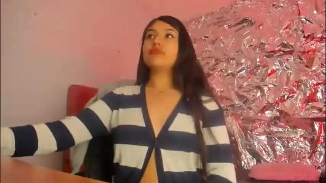 Image 3 of sarastonesx Stream on Chaturbate on 6 days ago