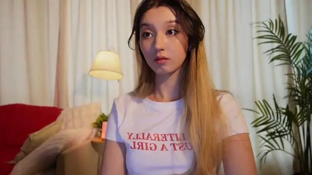 Image 7 of sarasuo Stream on Chaturbate on 2 months ago